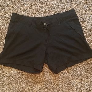 Women's Magellan shorts size L